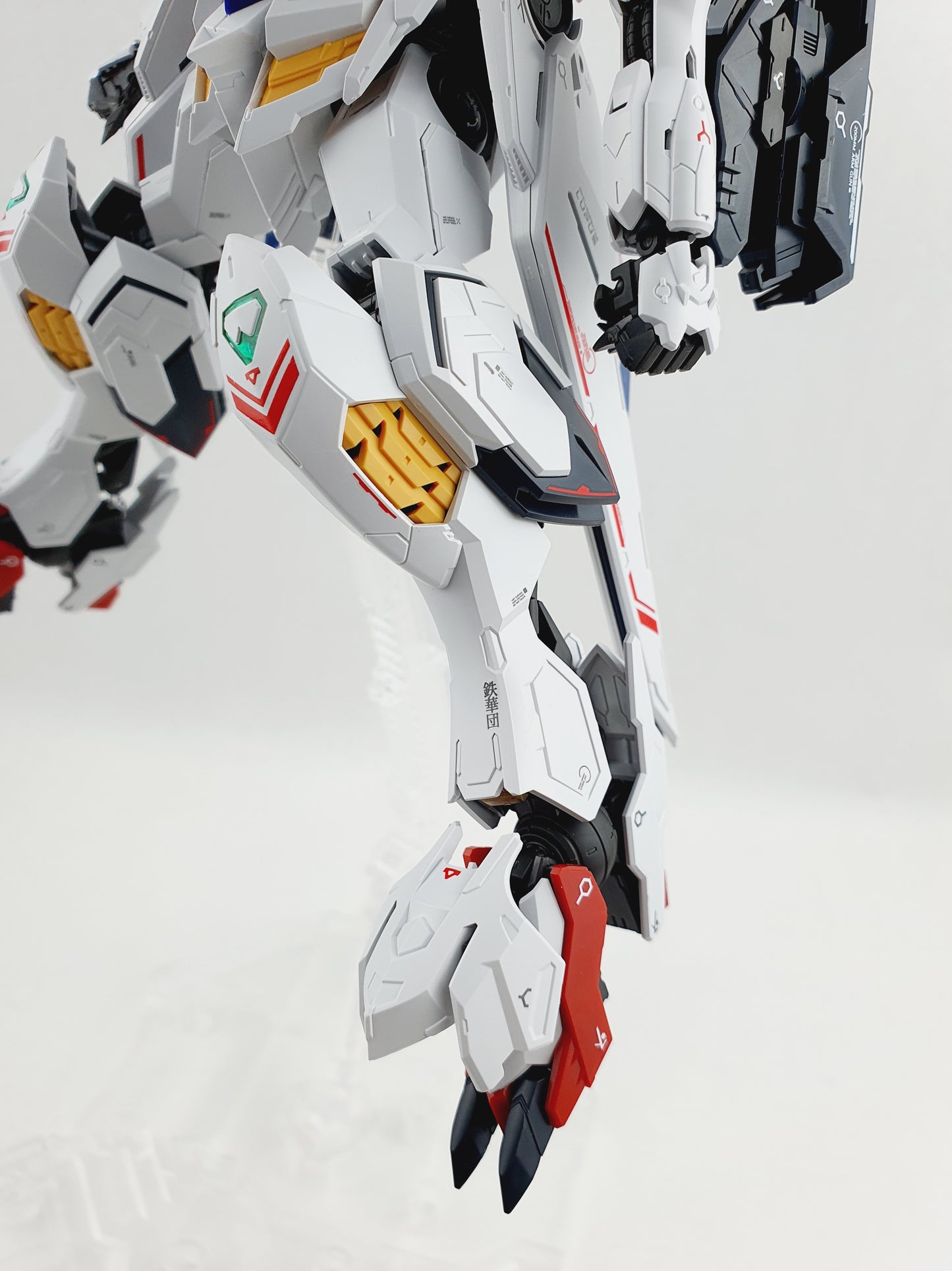 MG 1/100 Barbatos Lupus Delpi Decal Waterslide