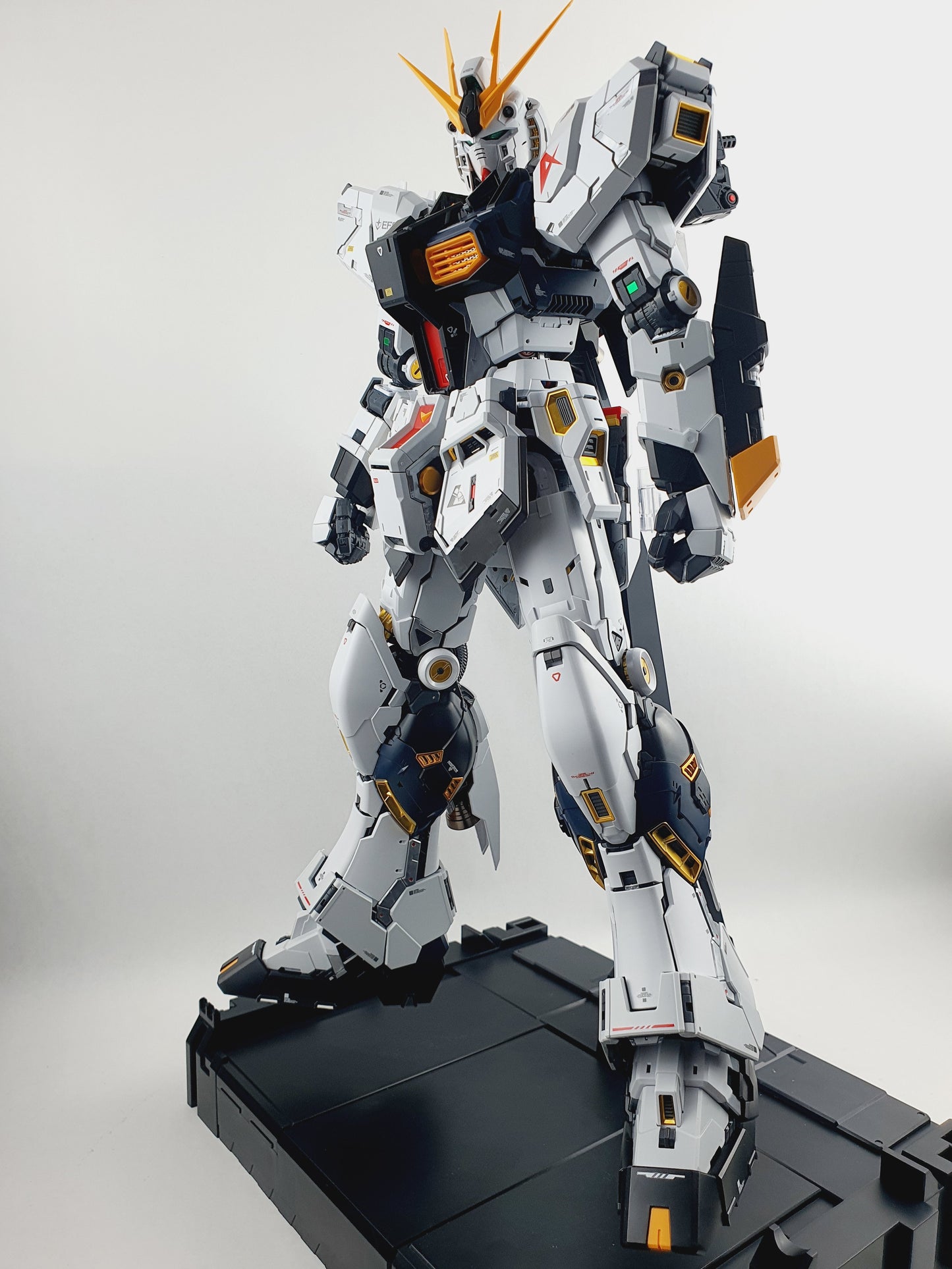 PG Unleased 1/60 RX-93 V Delpi Decal Waterslide