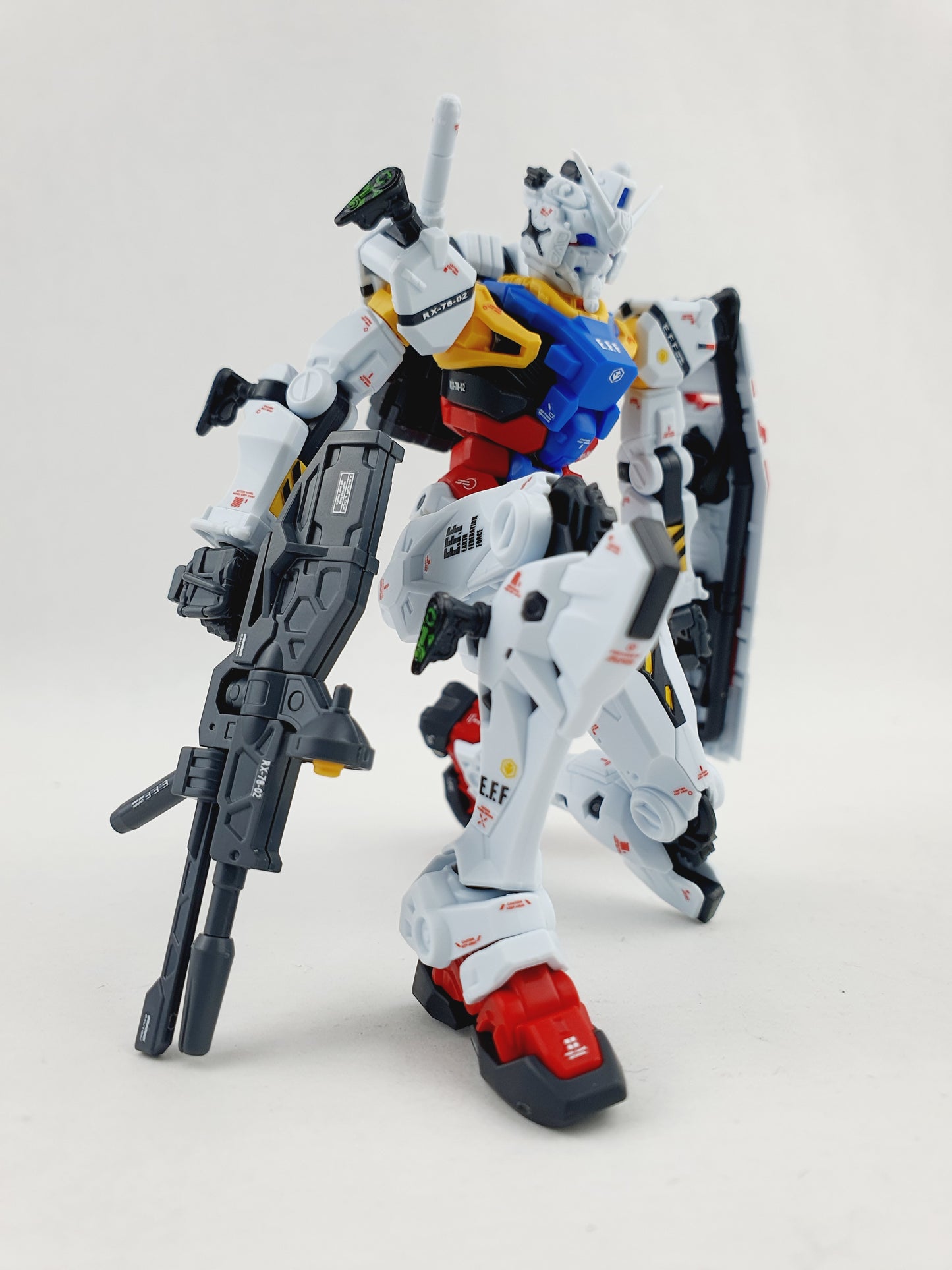 HG 1/144 White Gundam (GQ) Delpi Decal Waterslide
