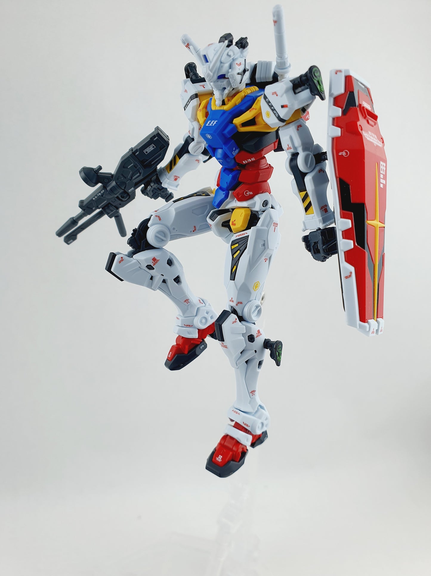 HG 1/144 White Gundam (GQ) Delpi Decal Waterslide