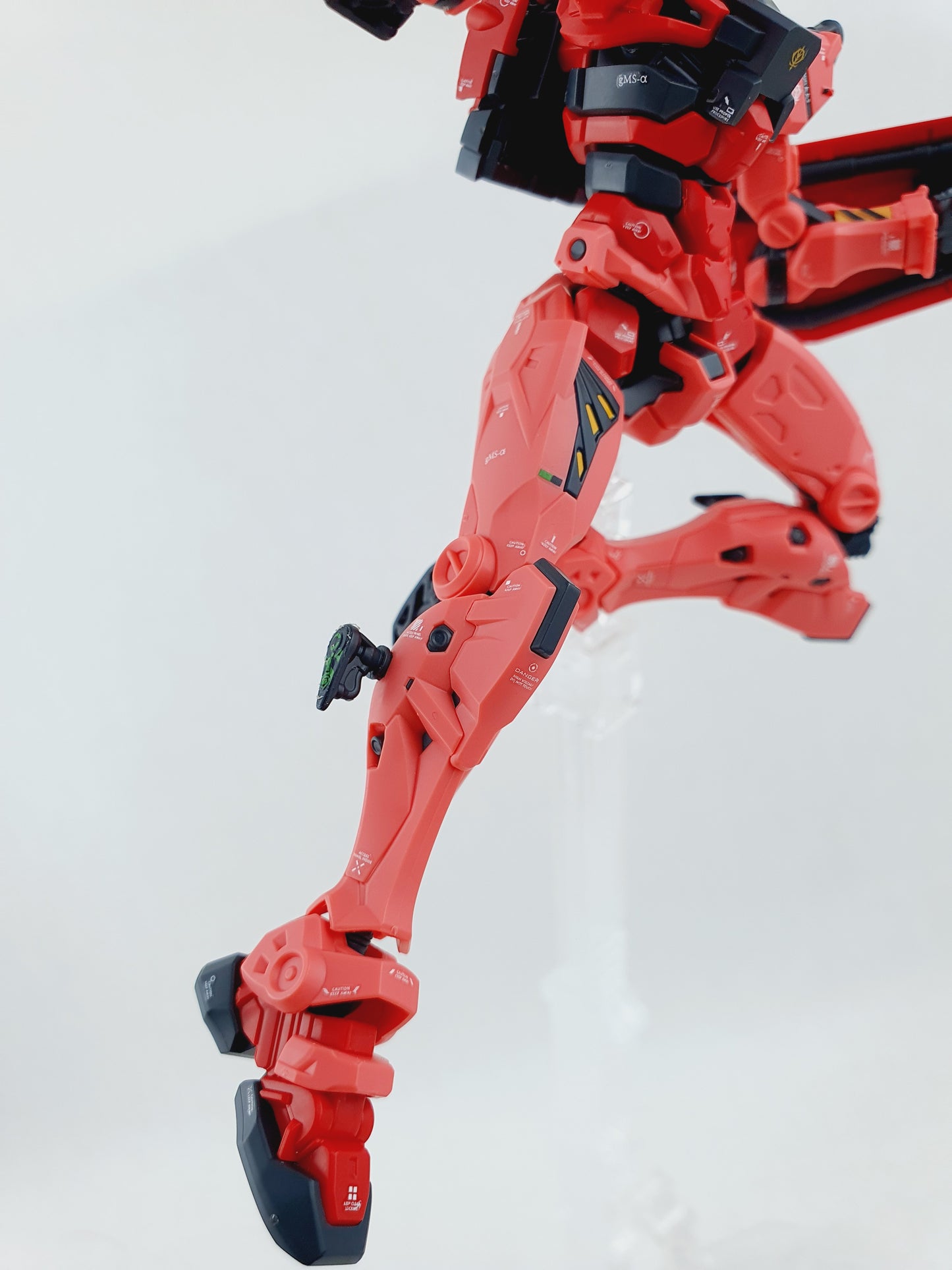 HG 1/144 Red Gundam Delpi Decal Waterslide