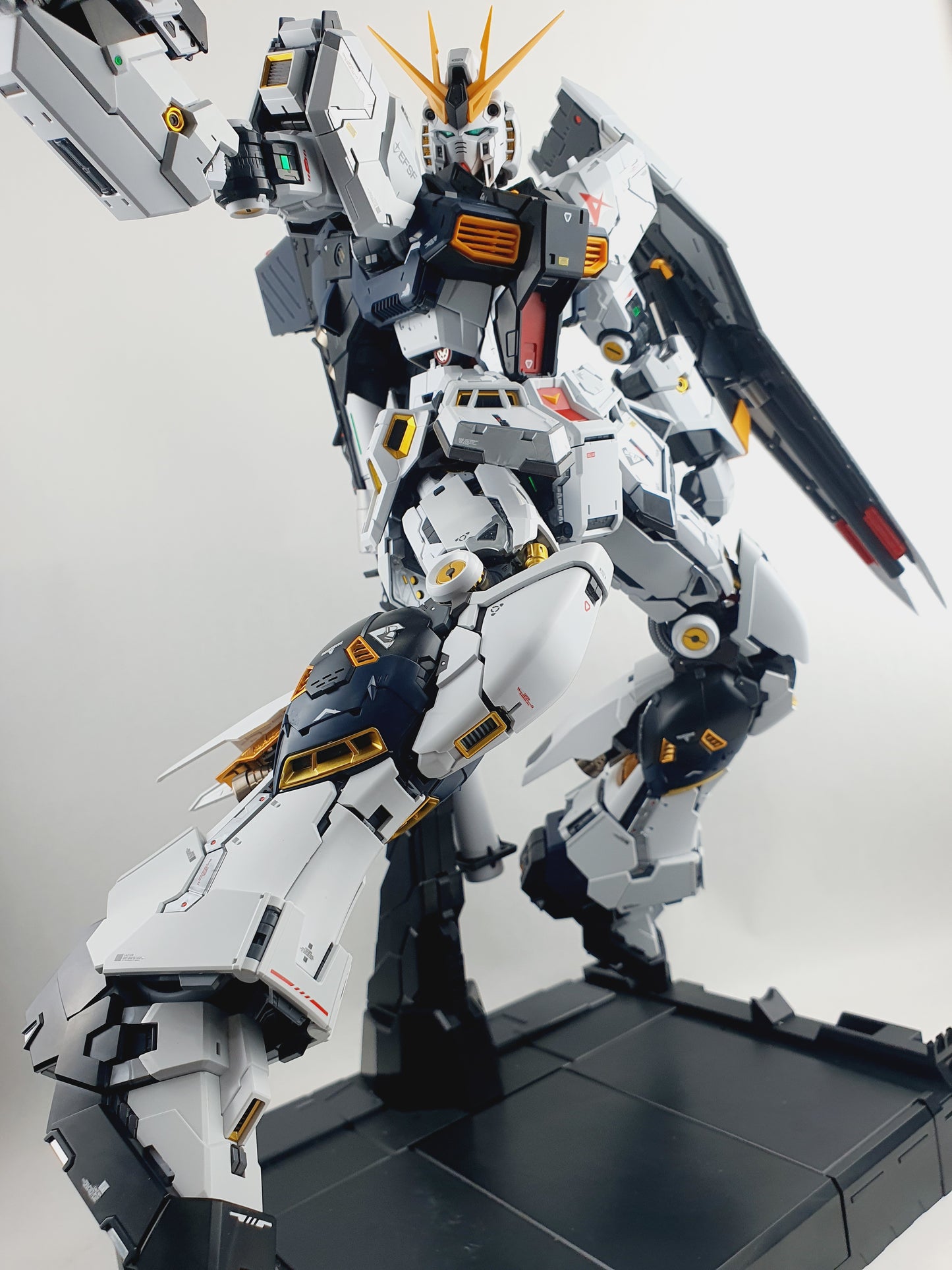 PG Unleased 1/60 RX-93 V Delpi Decal Waterslide