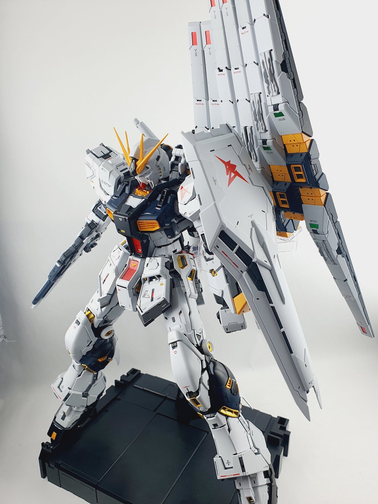PG Unleased 1/60 RX-93 V Delpi Decal Waterslide