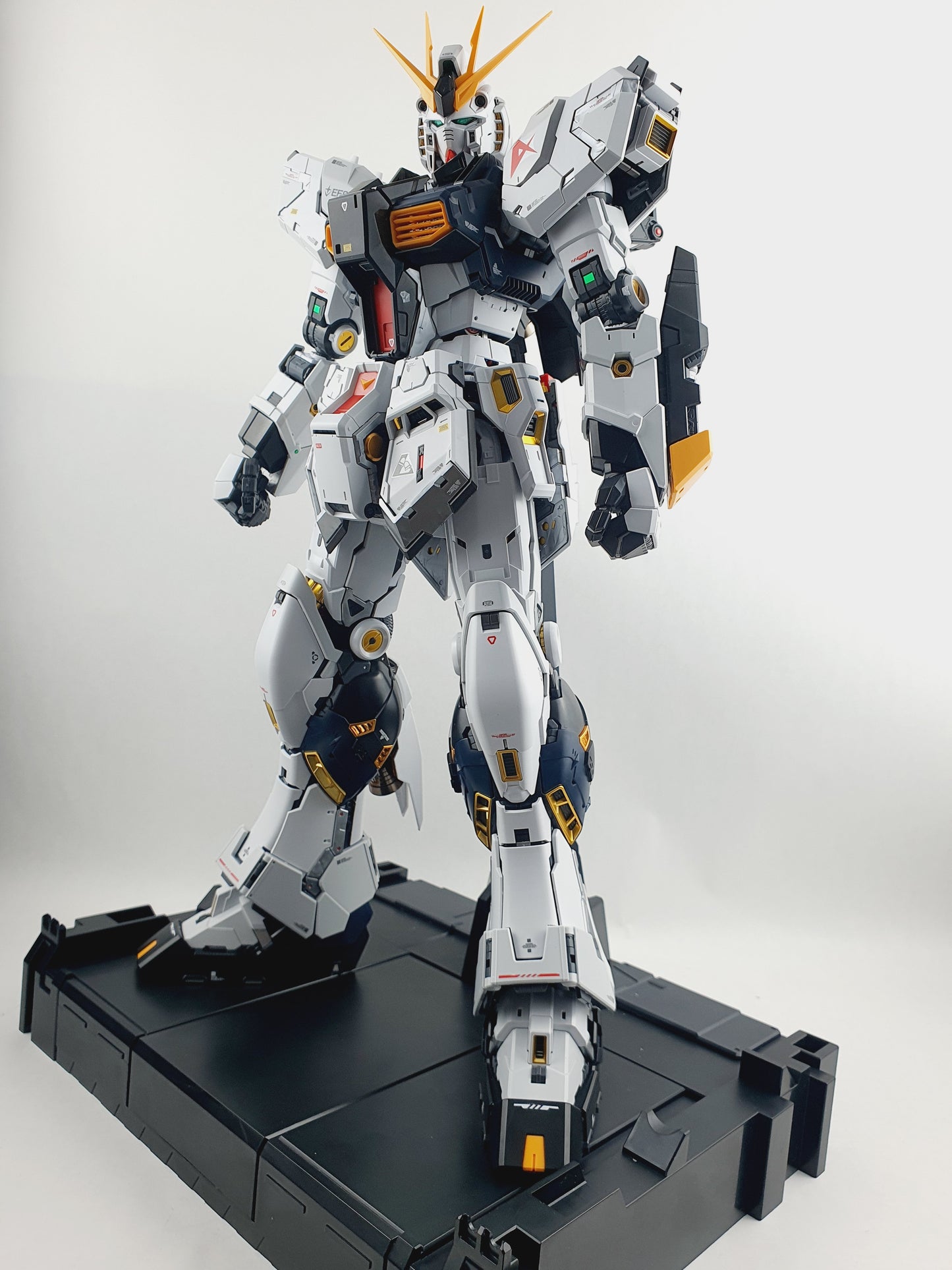 PG Unleased 1/60 RX-93 V Delpi Decal Waterslide