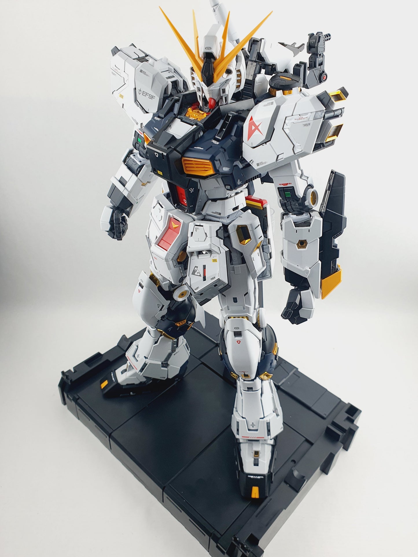 PG Unleased 1/60 RX-93 V Delpi Decal Waterslide