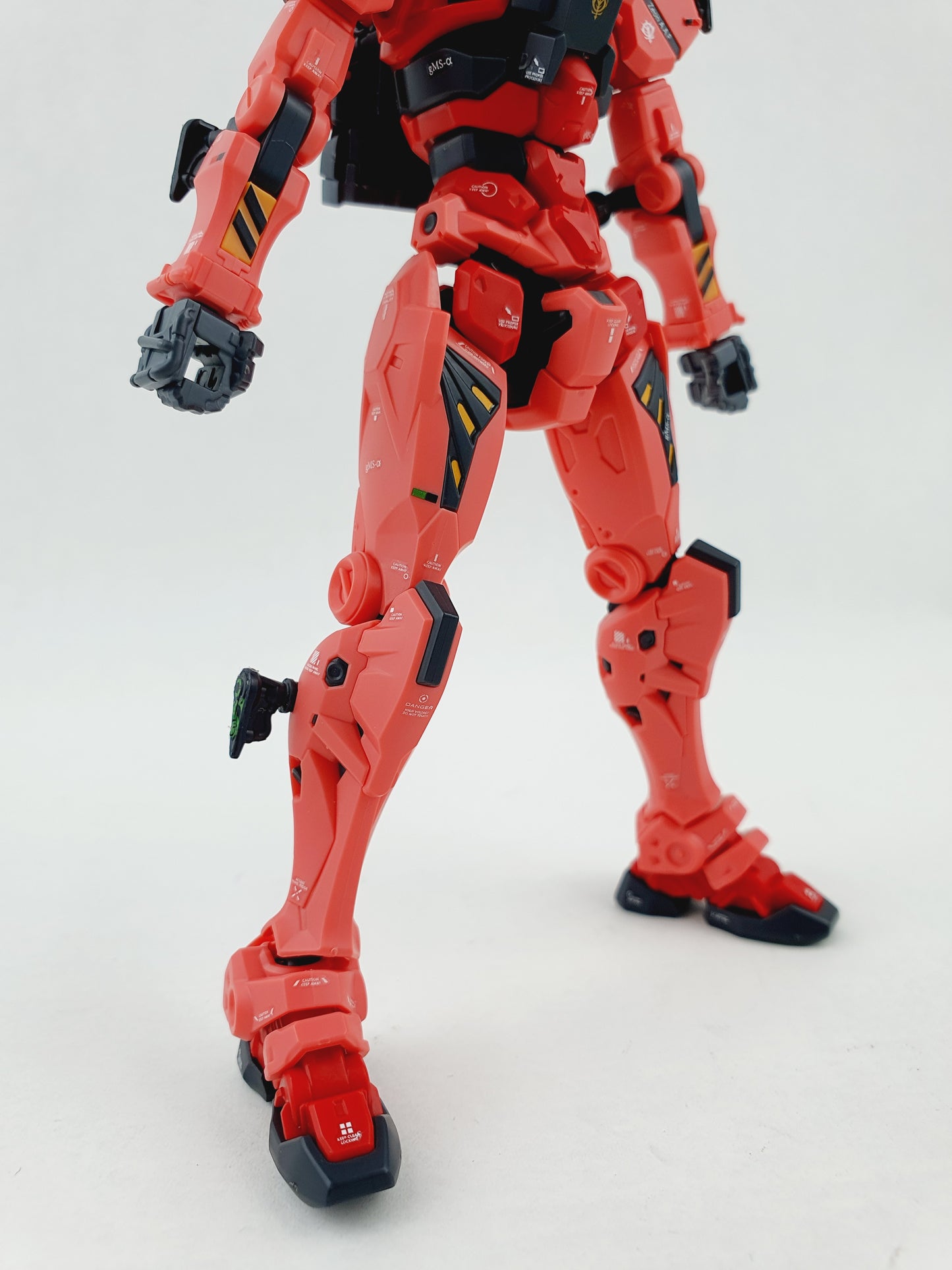 HG 1/144 Red Gundam Delpi Decal Waterslide